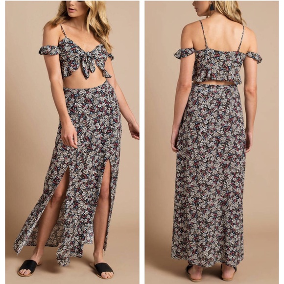 LOST + WANDER Floral Top + Skirt Festival Set - Picture 2 of 8